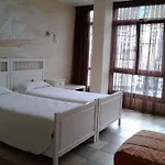 Hotel Zumalabe